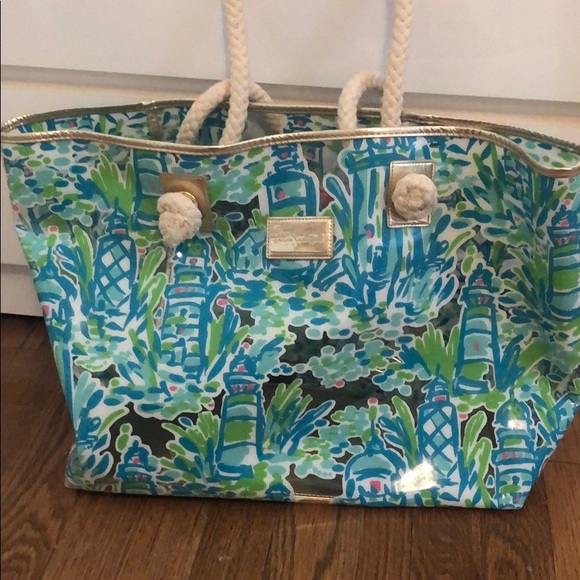 Lilly Pulitzer Handbags - Lily pulitizer beach bag